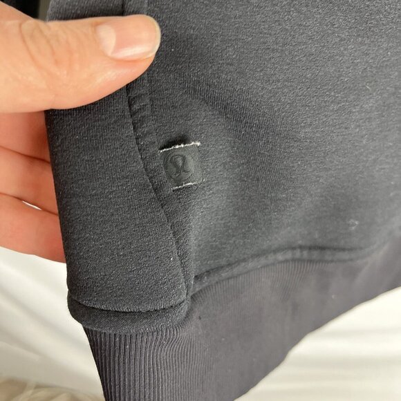 Lululemon Black Fleece-Lined Light Fall Athletic Jacket Women's Size 6 - Picture 7 of 10